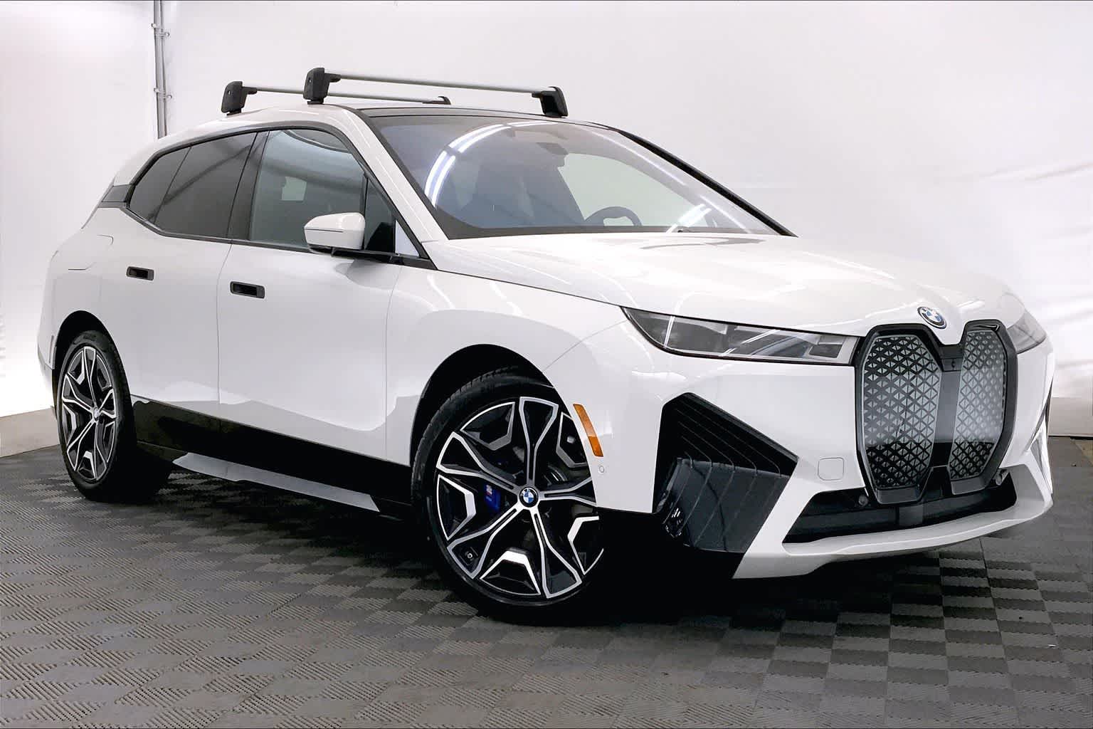2025 BMW iX M60