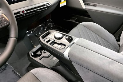 2026 BMW iX xDrive45