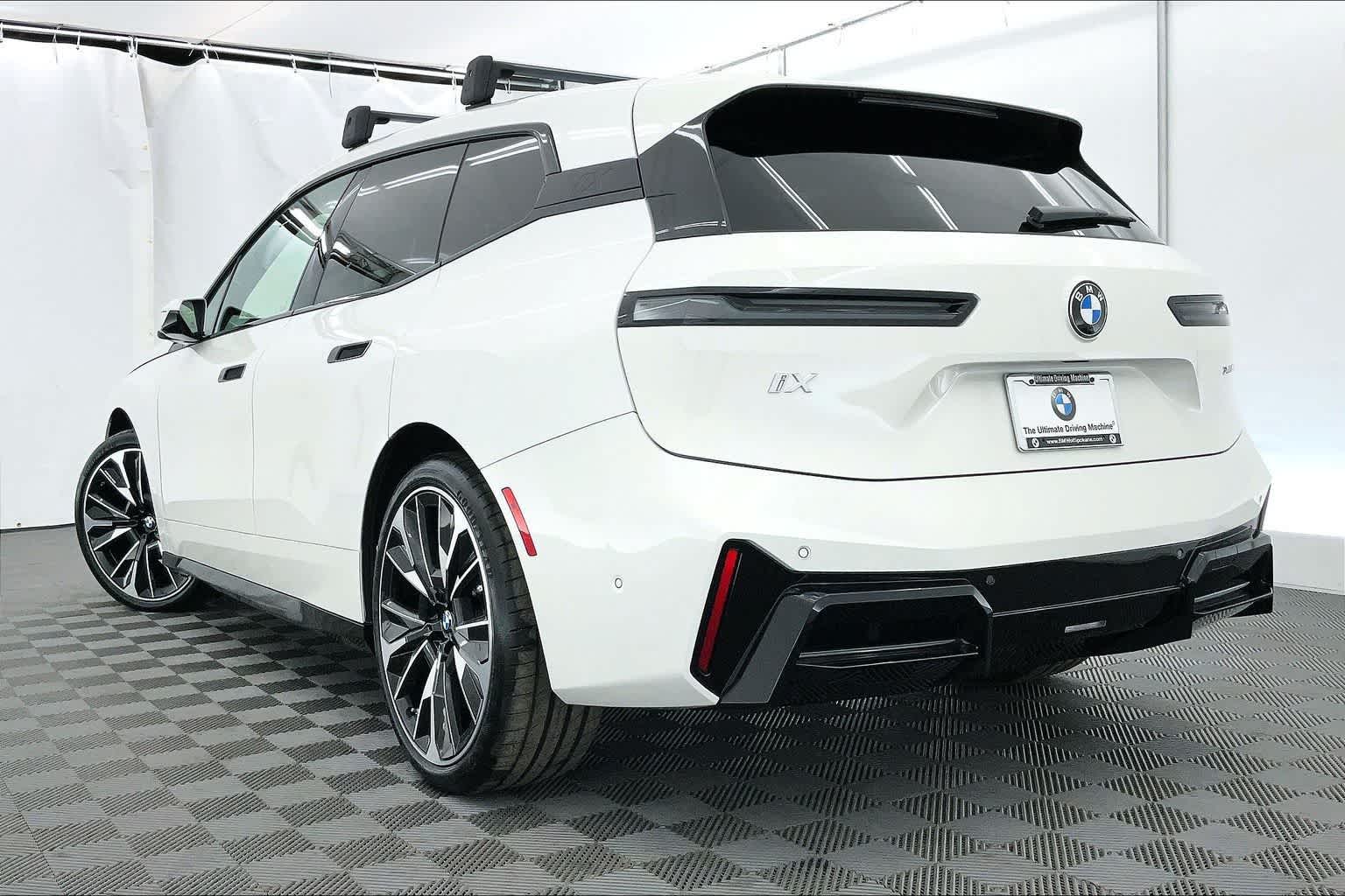 2026 BMW iX xDrive45