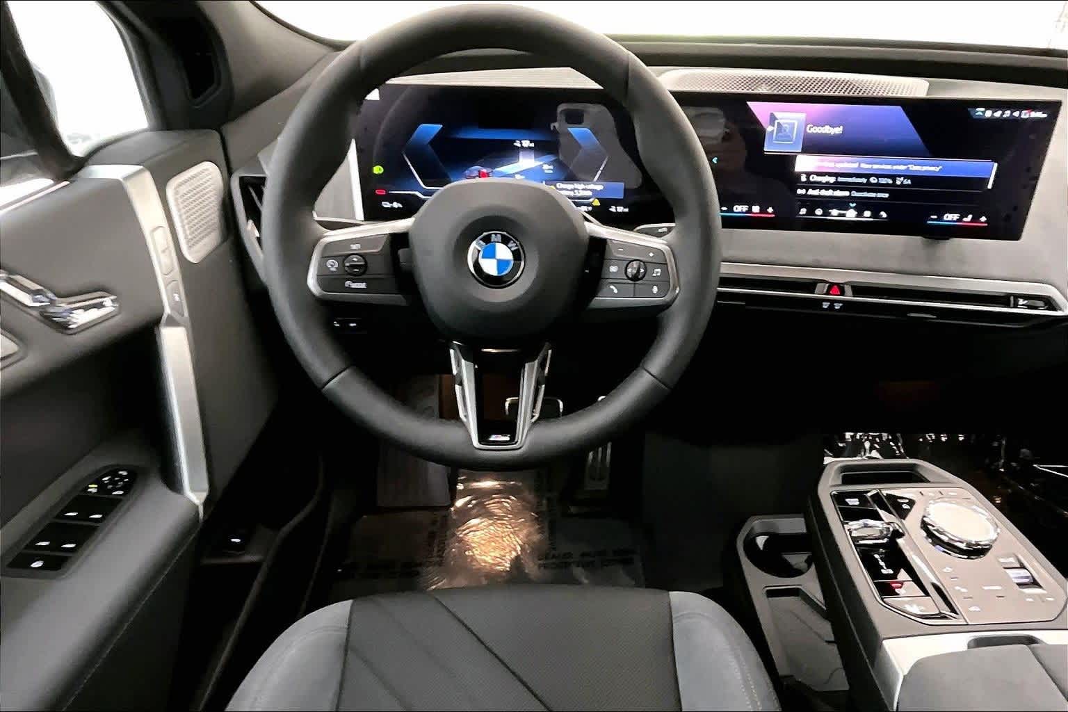 2026 BMW iX xDrive45