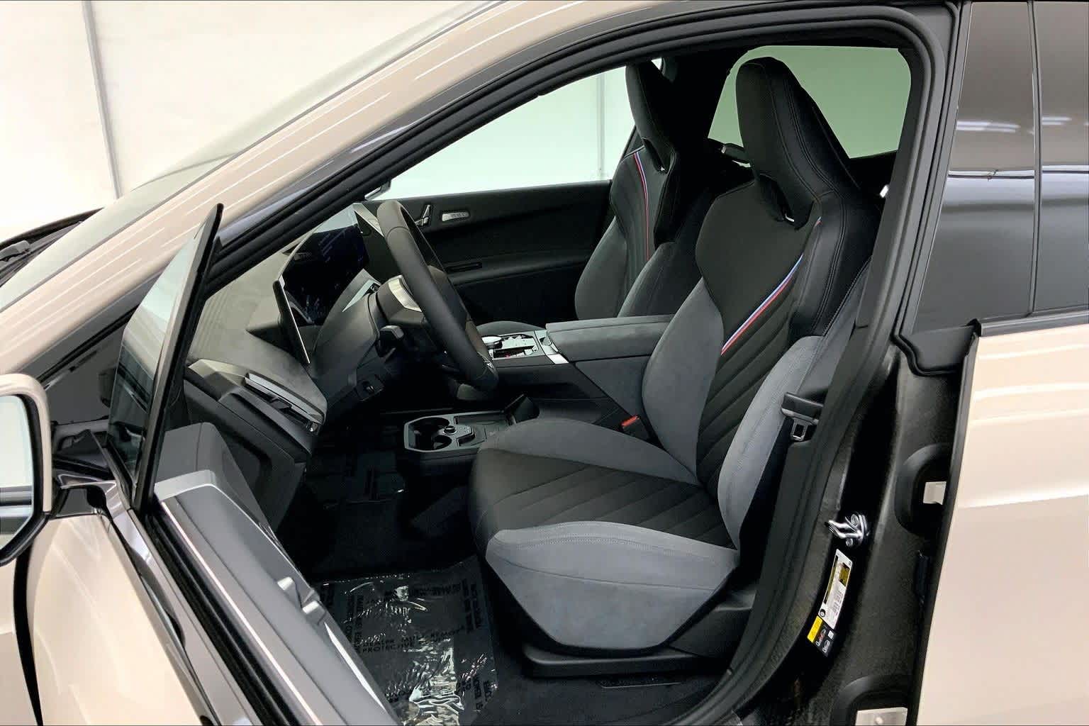 2026 BMW iX xDrive45