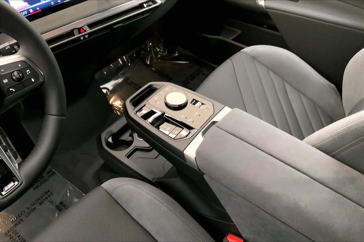 2026 BMW iX xDrive45