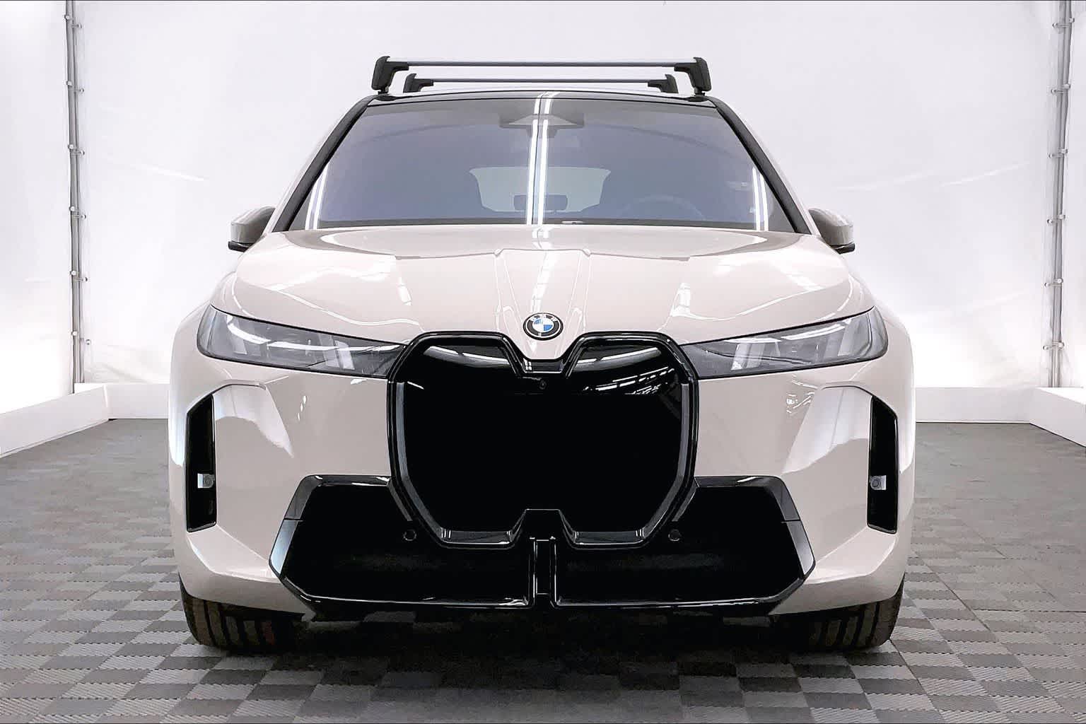 2026 BMW iX xDrive45