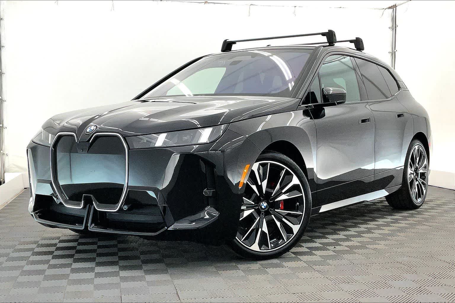 2026 BMW iX xDrive45's photo