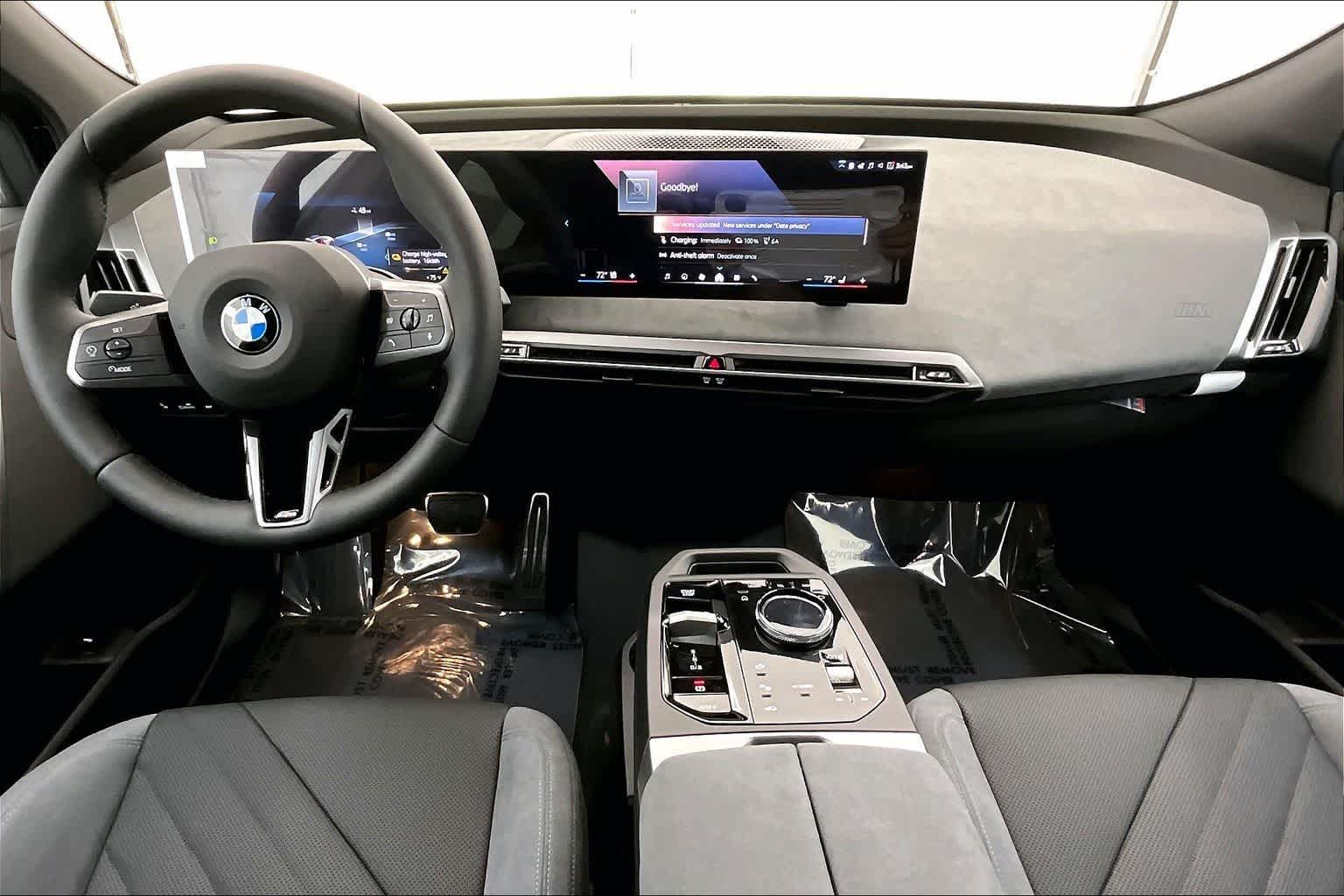 2026 BMW iX xDrive45