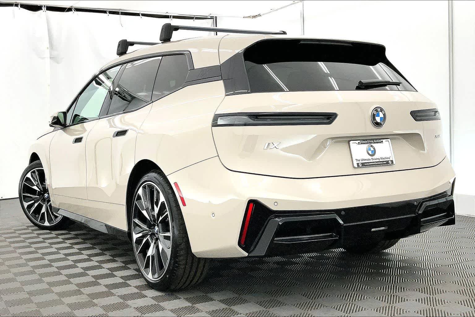 2026 BMW iX xDrive45