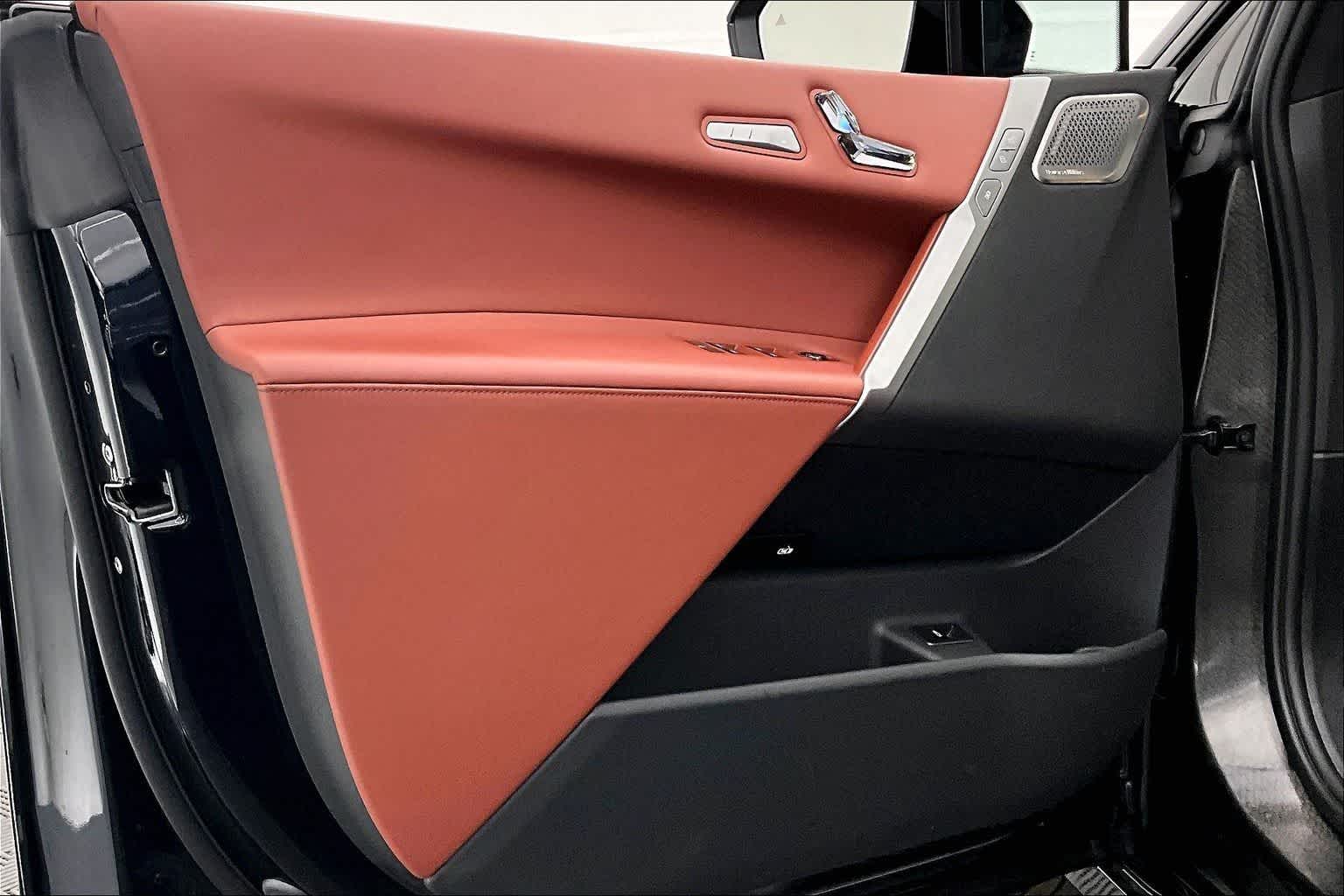 2026 BMW iX xDrive45