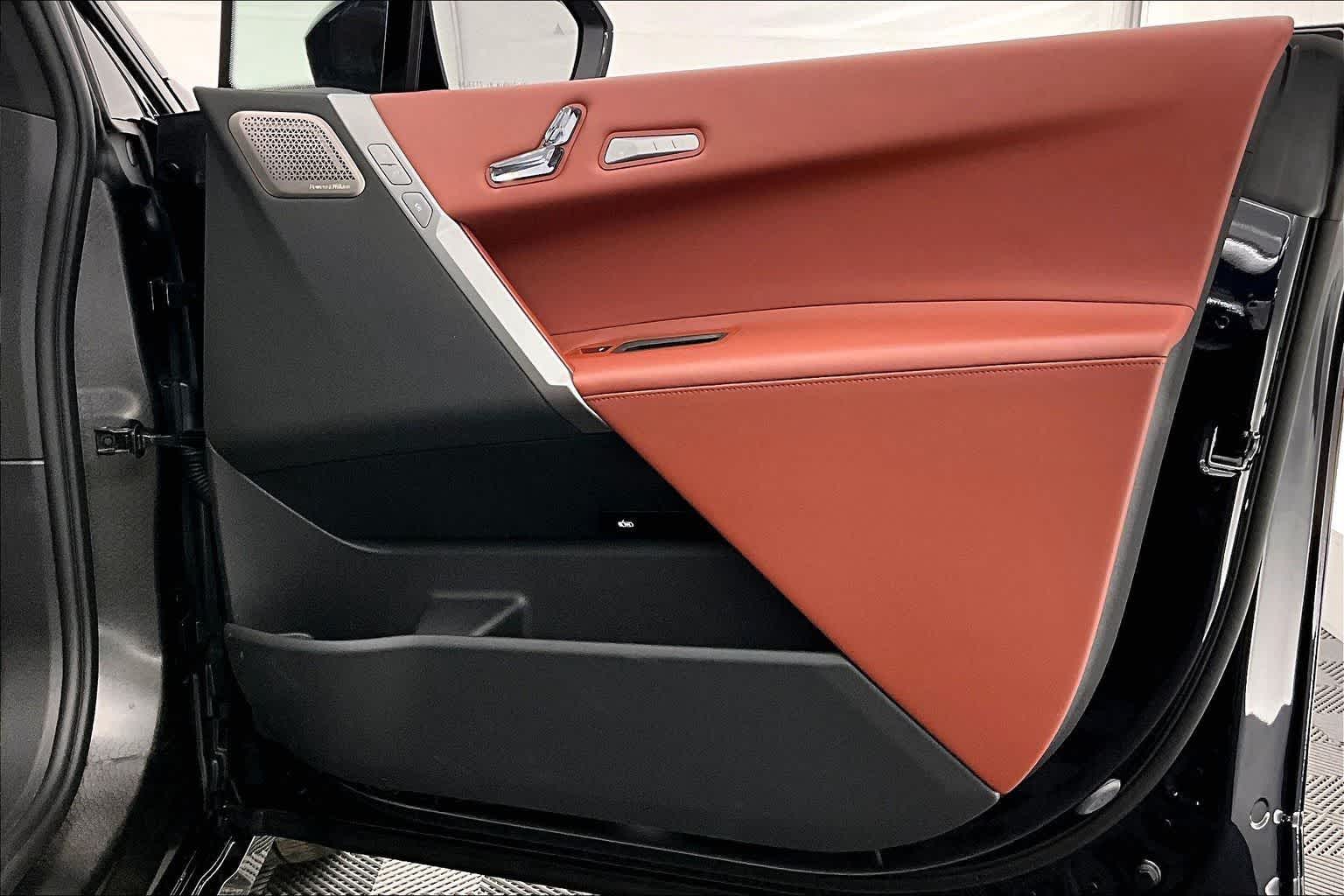 2026 BMW iX xDrive45