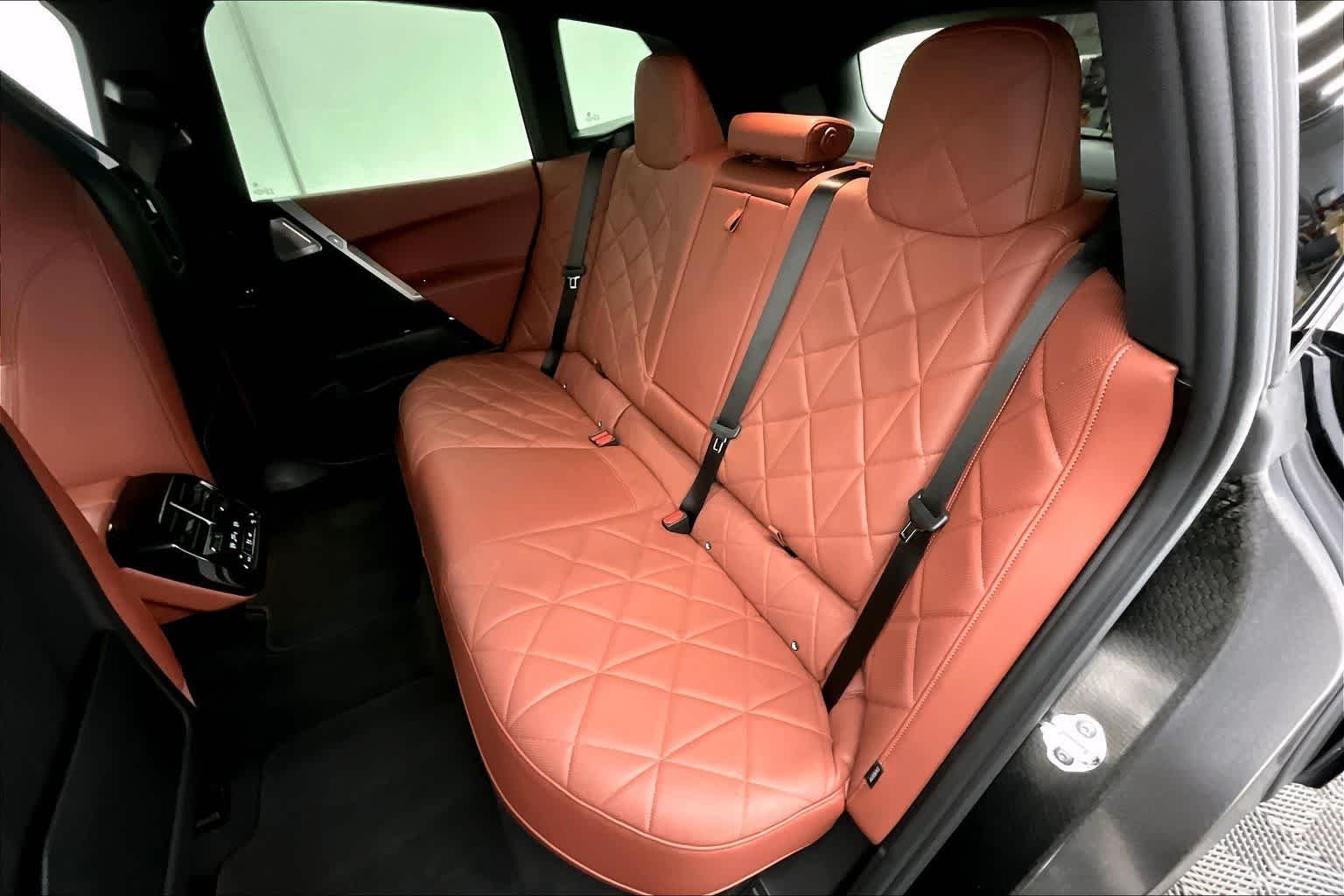 2026 BMW iX xDrive45