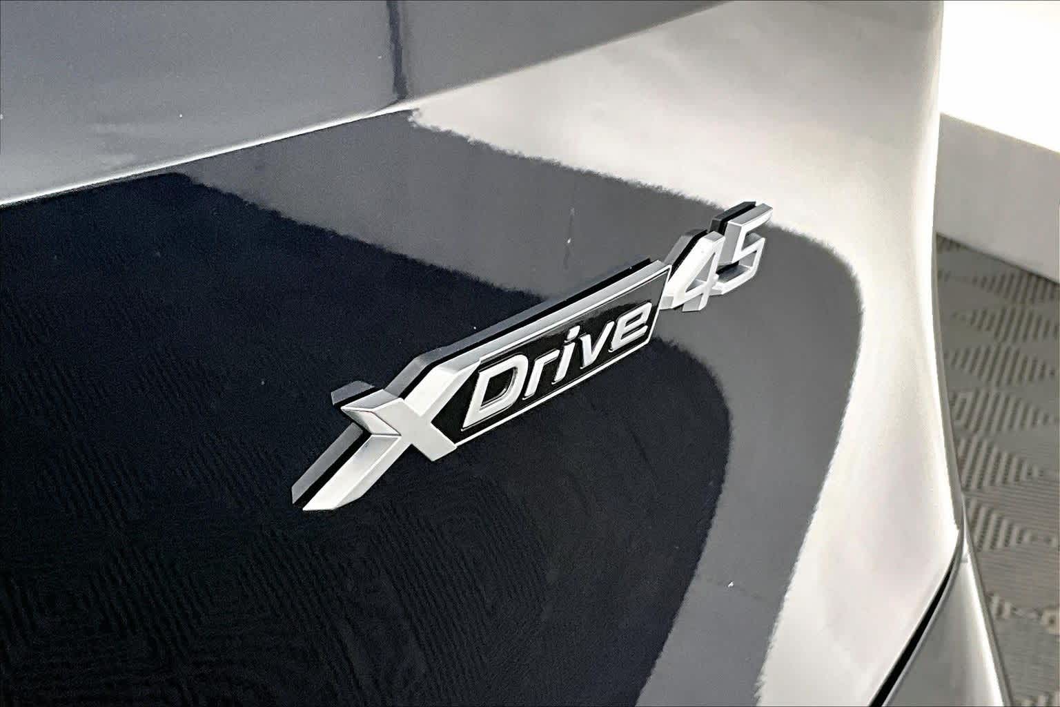 2026 BMW iX xDrive45 xDrive45