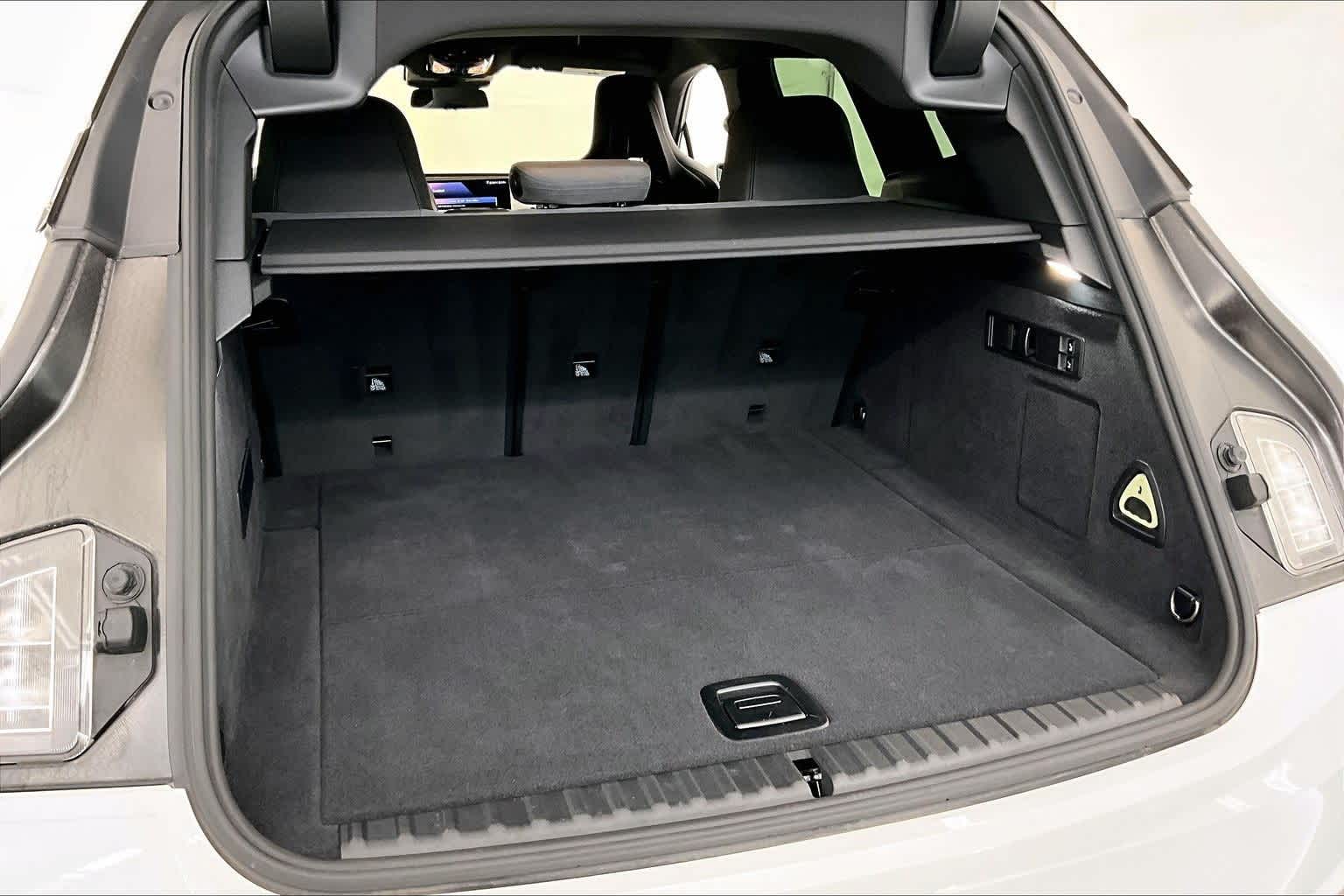 2026 BMW iX xDrive60