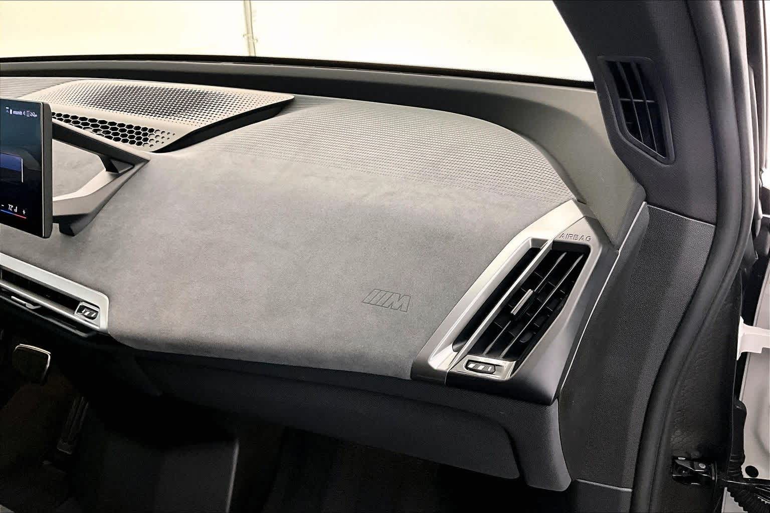 2026 BMW iX xDrive60