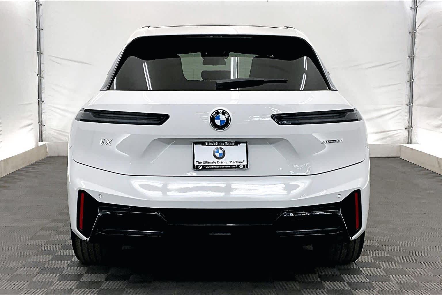 2026 BMW iX xDrive60