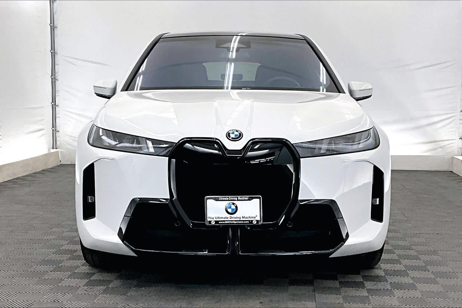 2026 BMW iX xDrive60