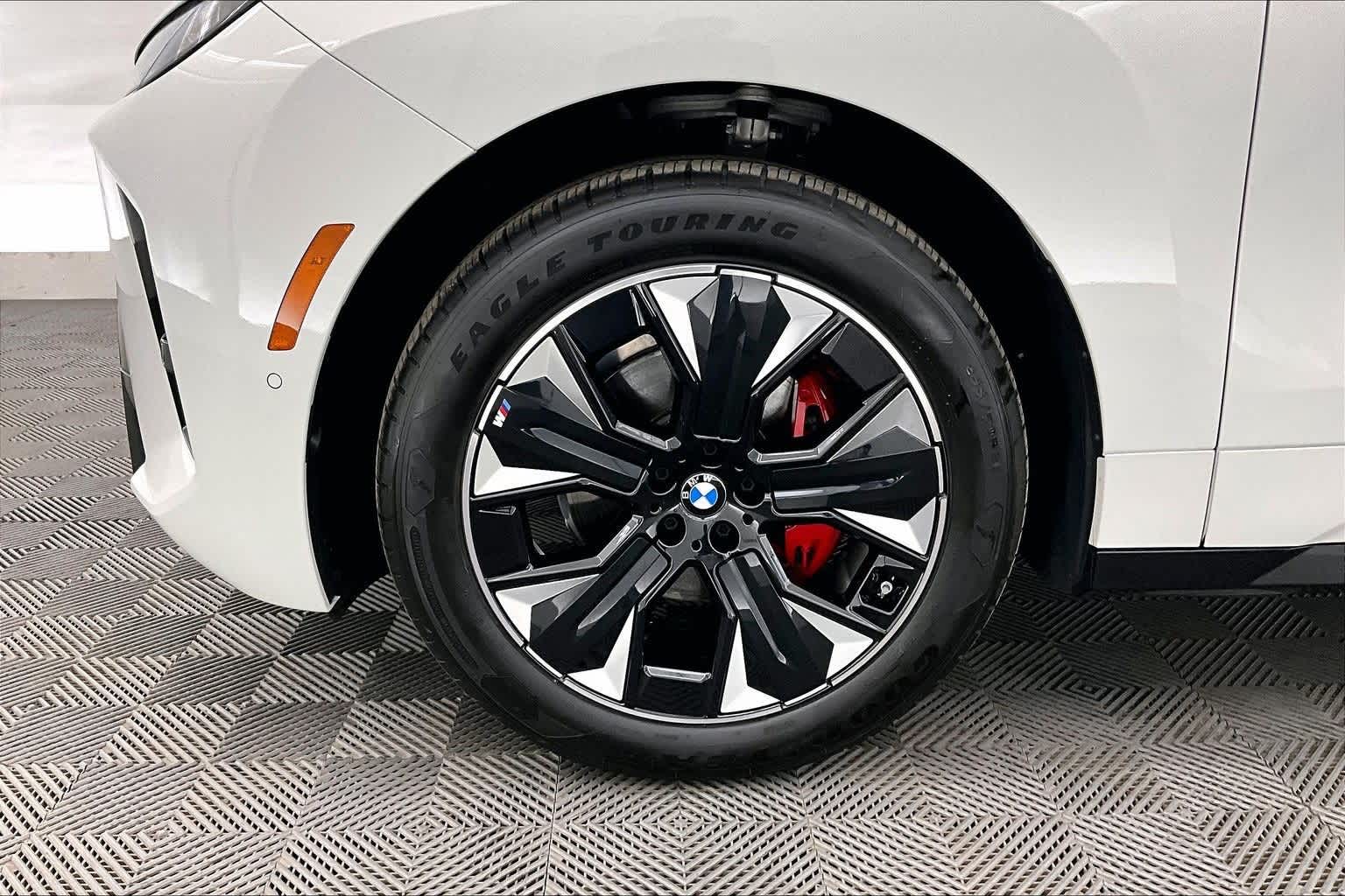 2026 BMW iX xDrive60