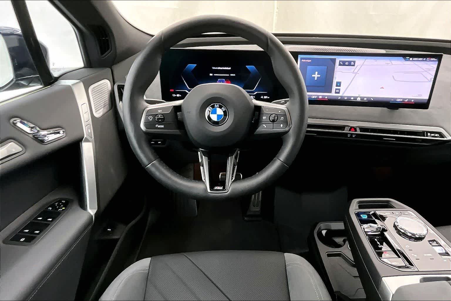 2026 BMW iX xDrive60