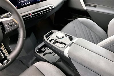 2026 BMW iX xDrive60