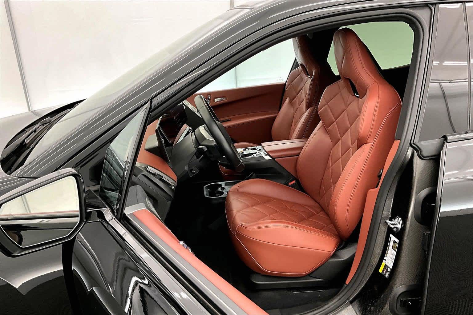 2026 BMW iX xDrive60