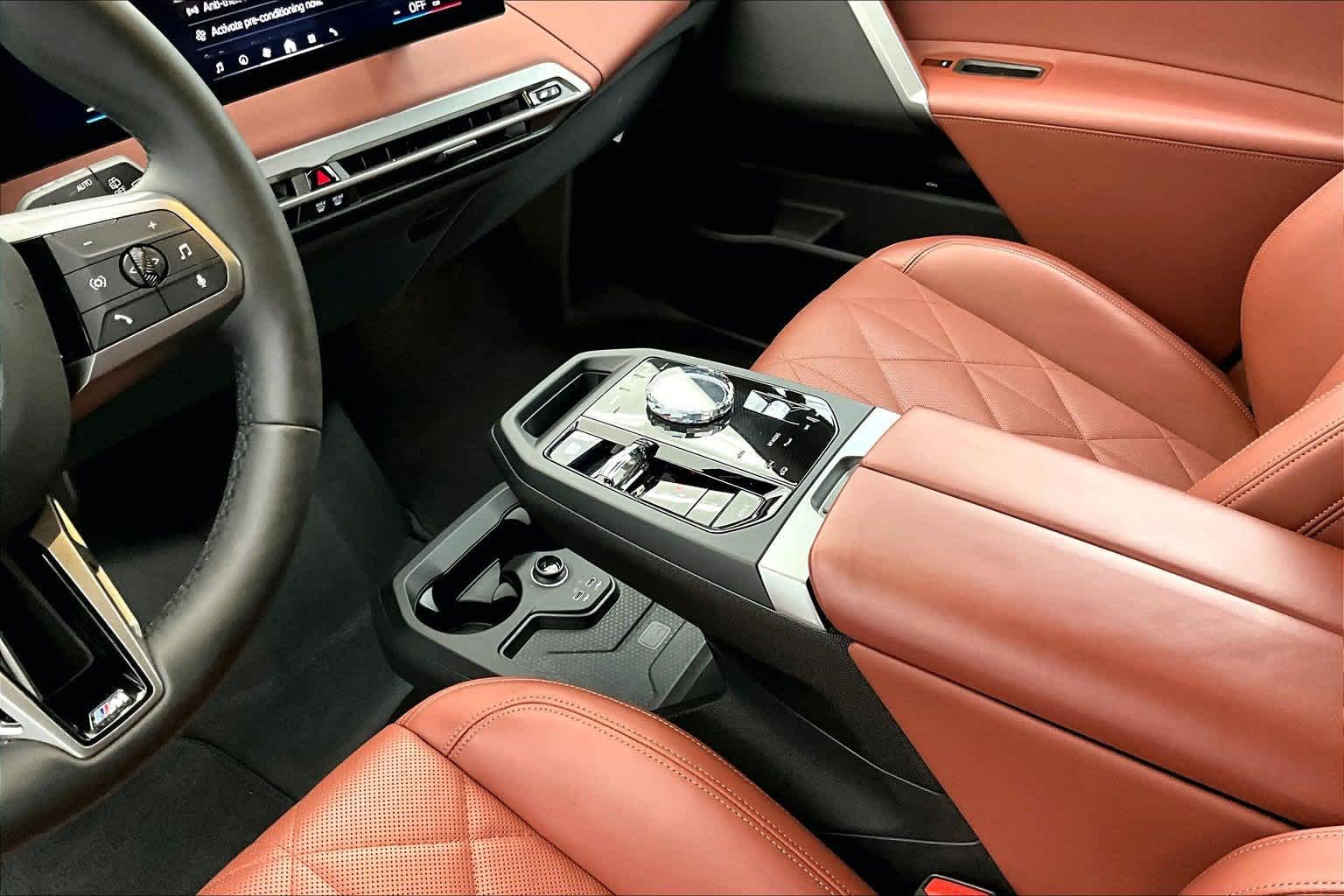 2026 BMW iX xDrive60