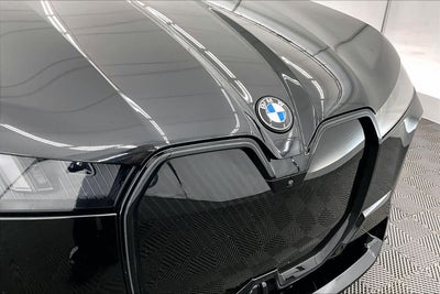 2026 BMW iX xDrive60