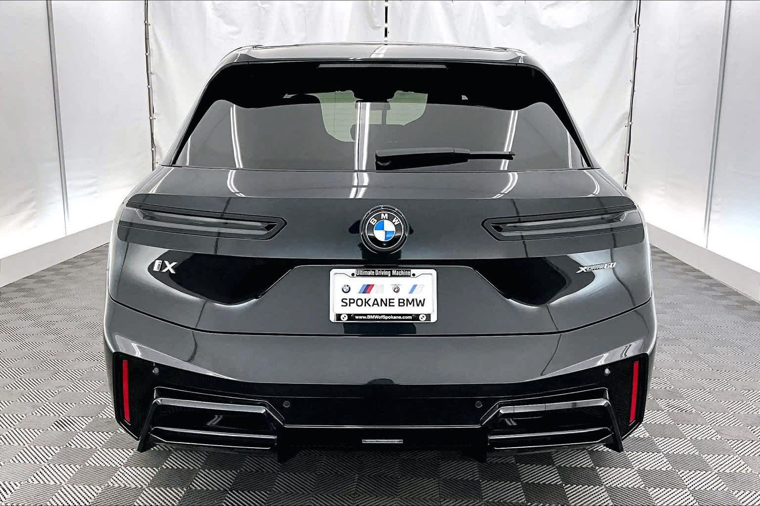2026 BMW iX xDrive60