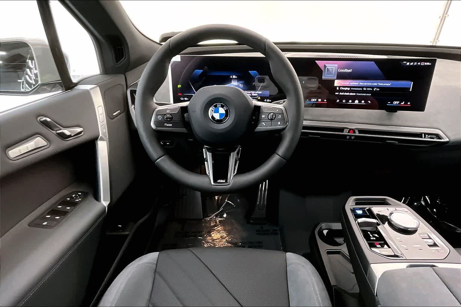 2026 BMW iX xDrive60