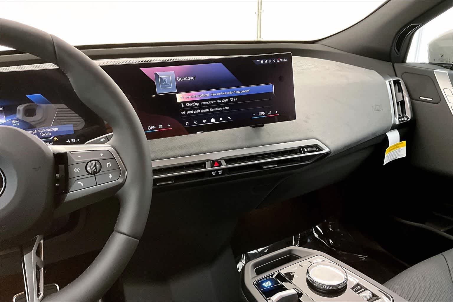 2026 BMW iX xDrive60