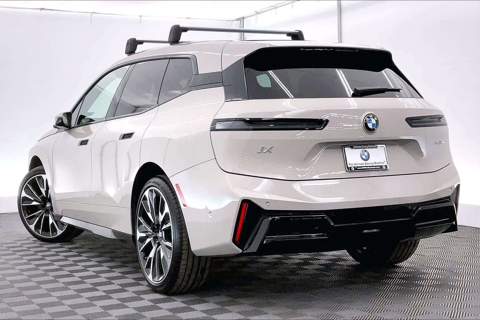 2026 BMW iX xDrive60