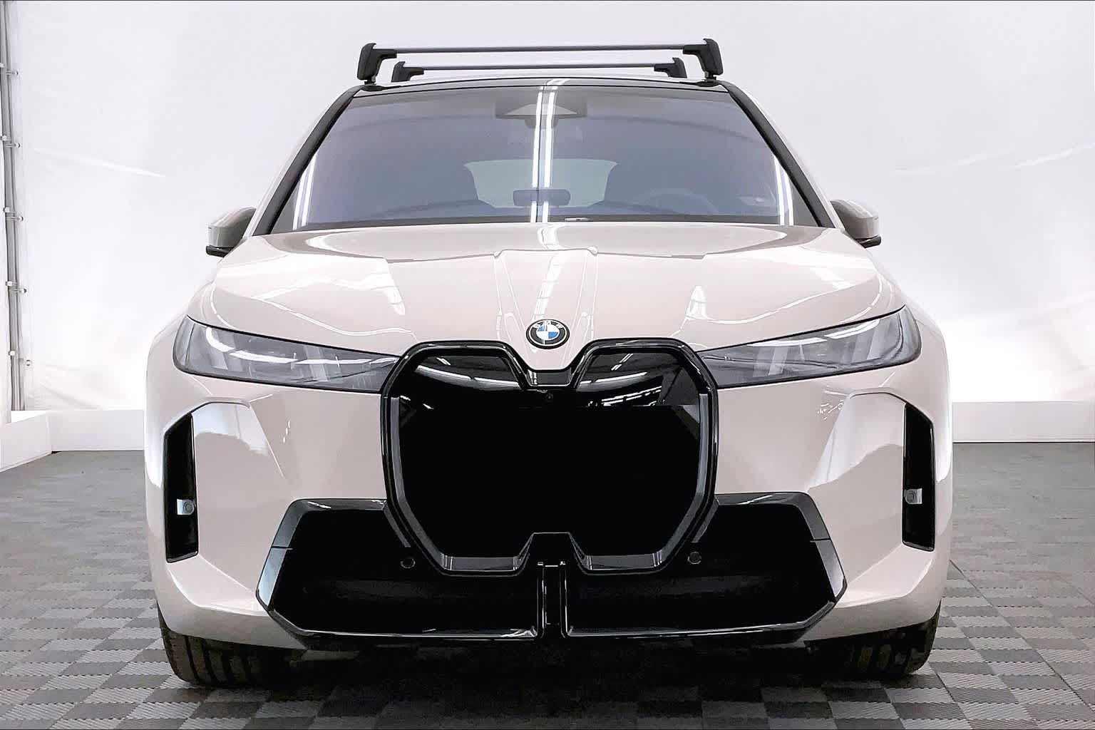 2026 BMW iX xDrive60