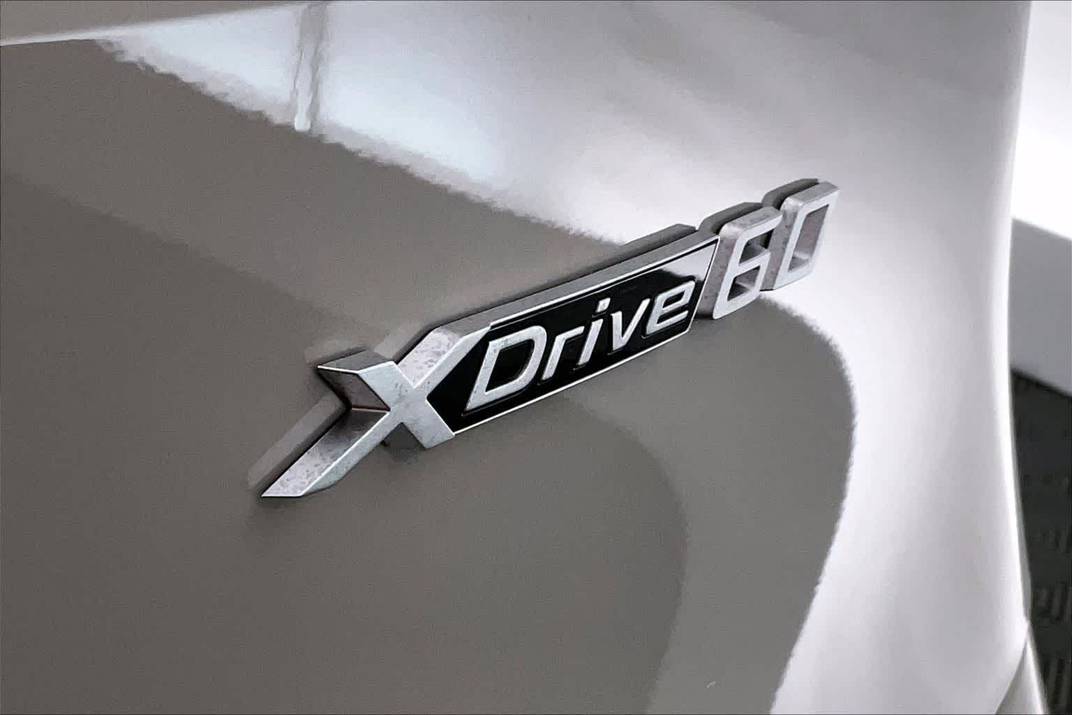 2026 BMW iX xDrive60