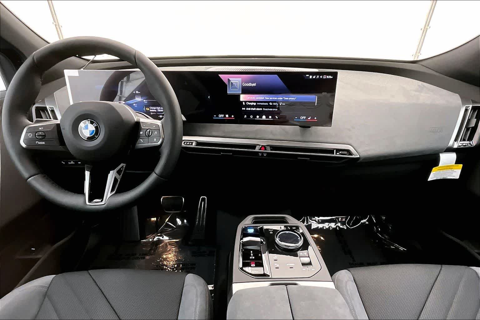 2026 BMW iX xDrive60