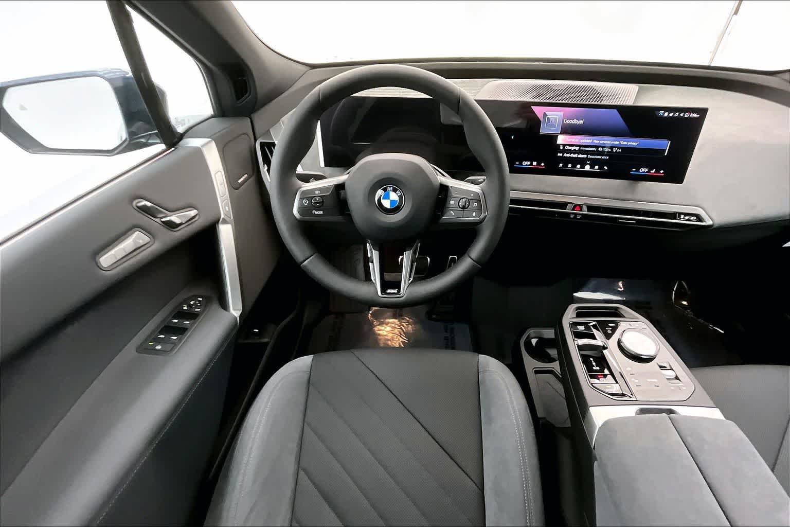 2026 BMW iX xDrive60