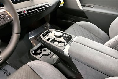 2026 BMW iX xDrive60