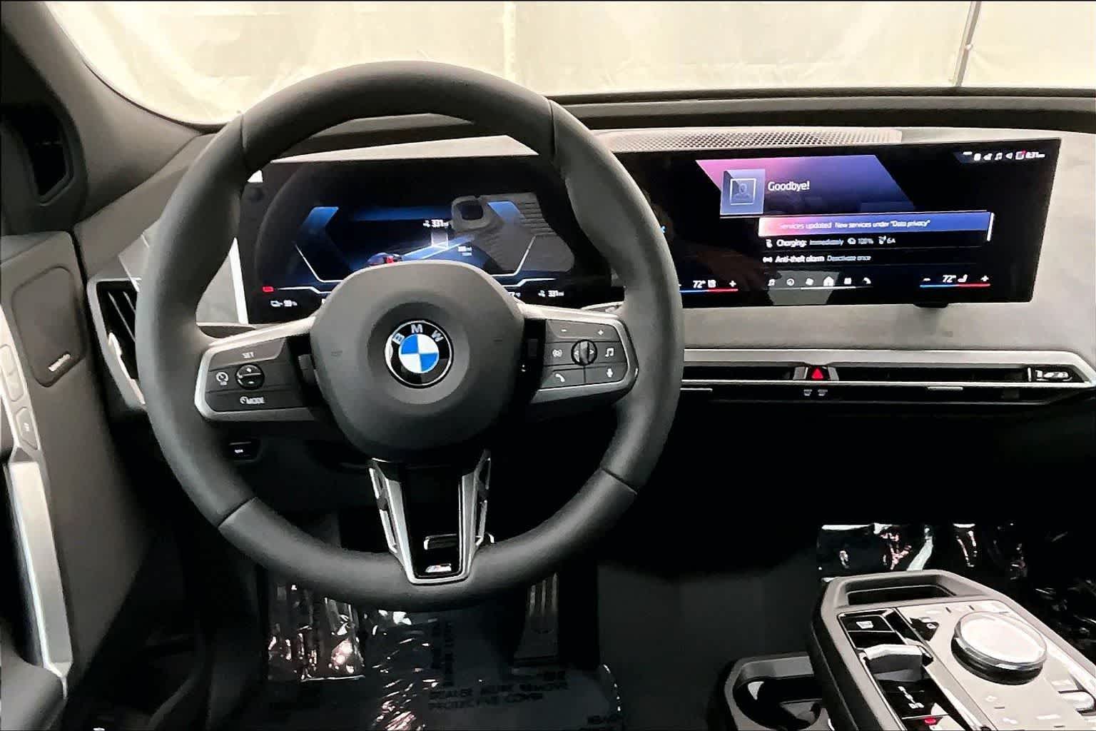 2026 BMW iX xDrive60