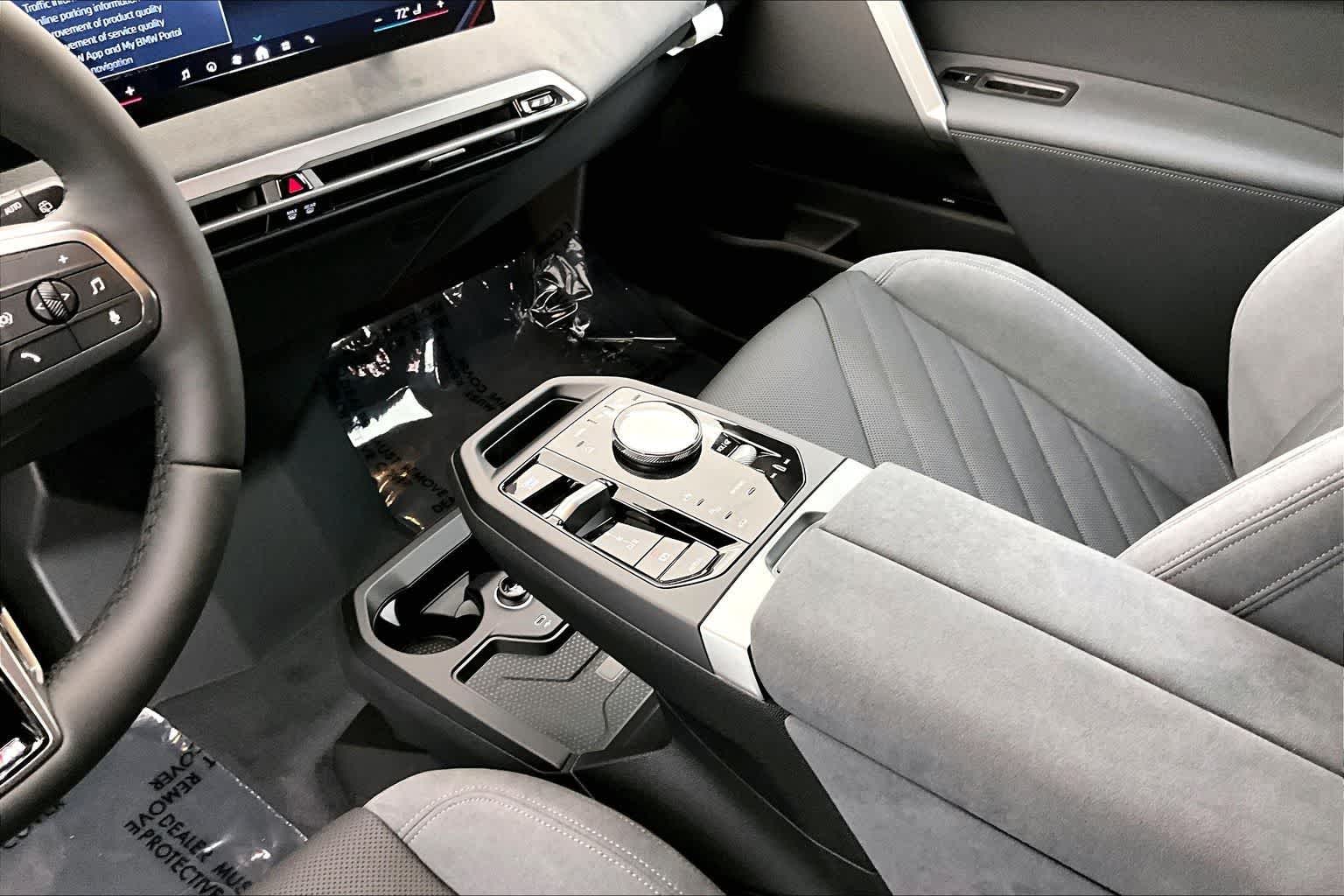 2026 BMW iX xDrive60