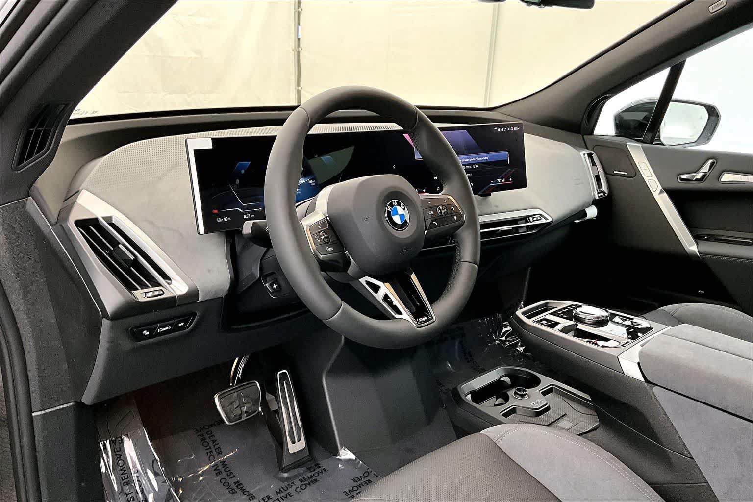 2026 BMW iX xDrive60