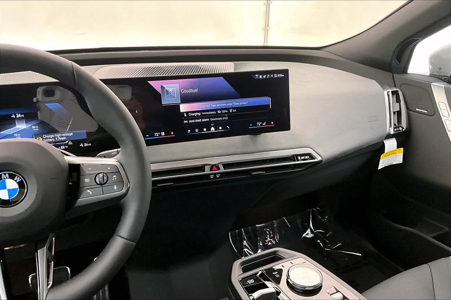 2026 BMW iX xDrive60