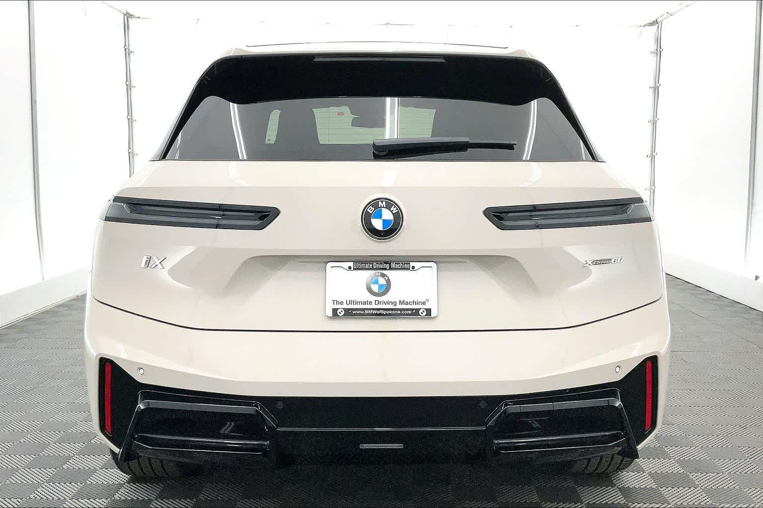 2026 BMW iX xDrive60