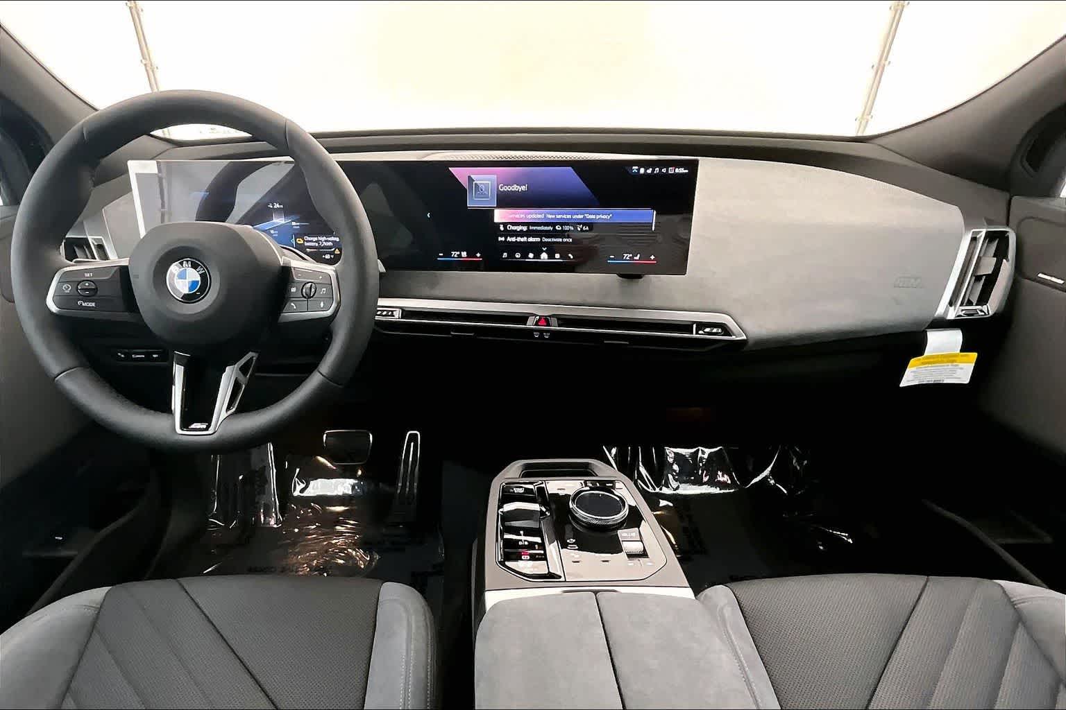 2026 BMW iX xDrive60