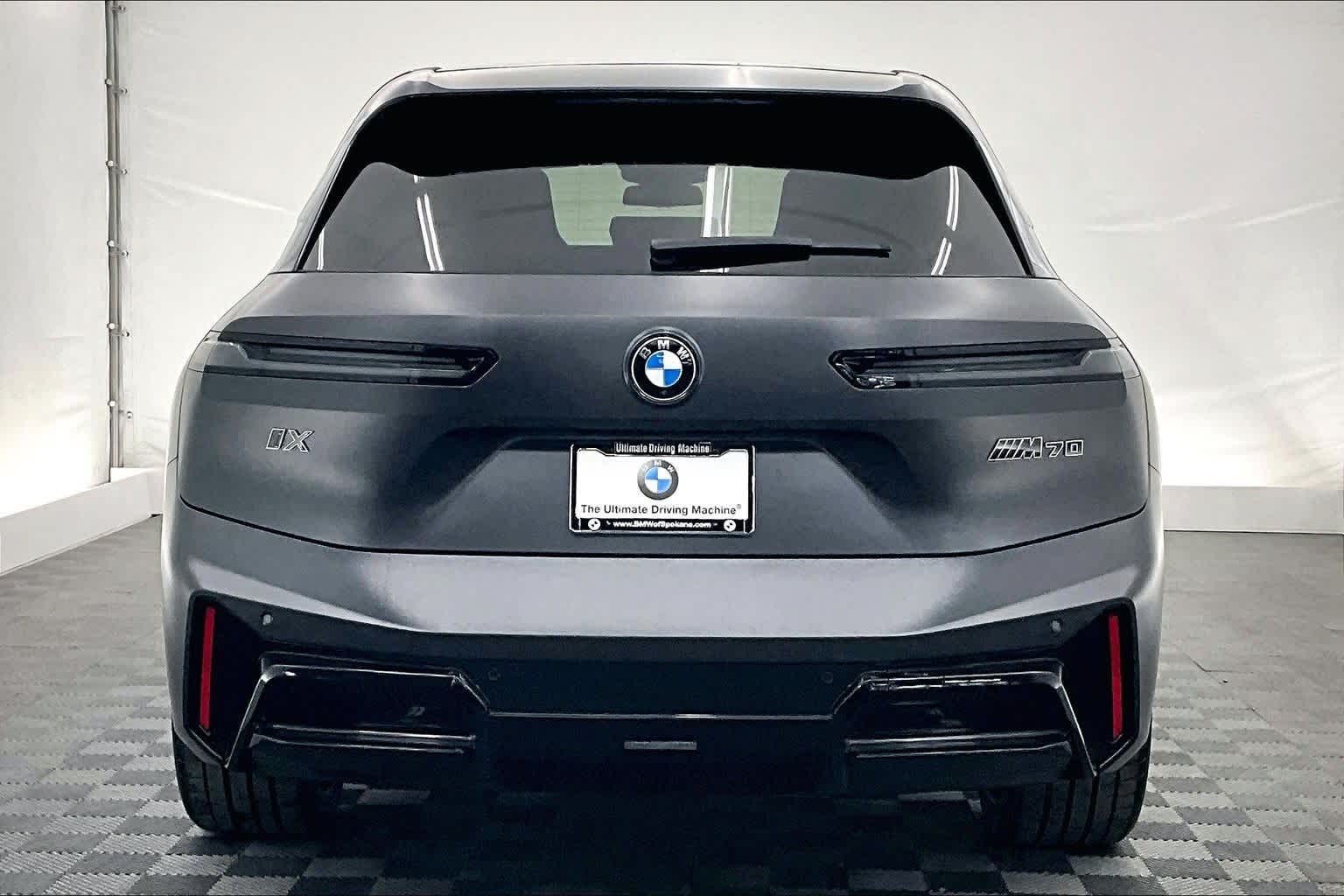 2026 BMW iX M70 M70