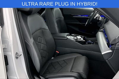 2025 BMW 550e 550e xDrive