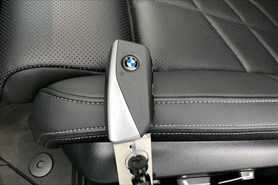 2025 BMW 5 Series 550e xDrive