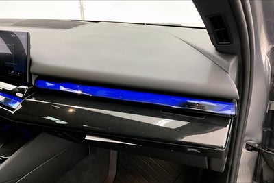 2025 BMW 5 Series 550e xDrive