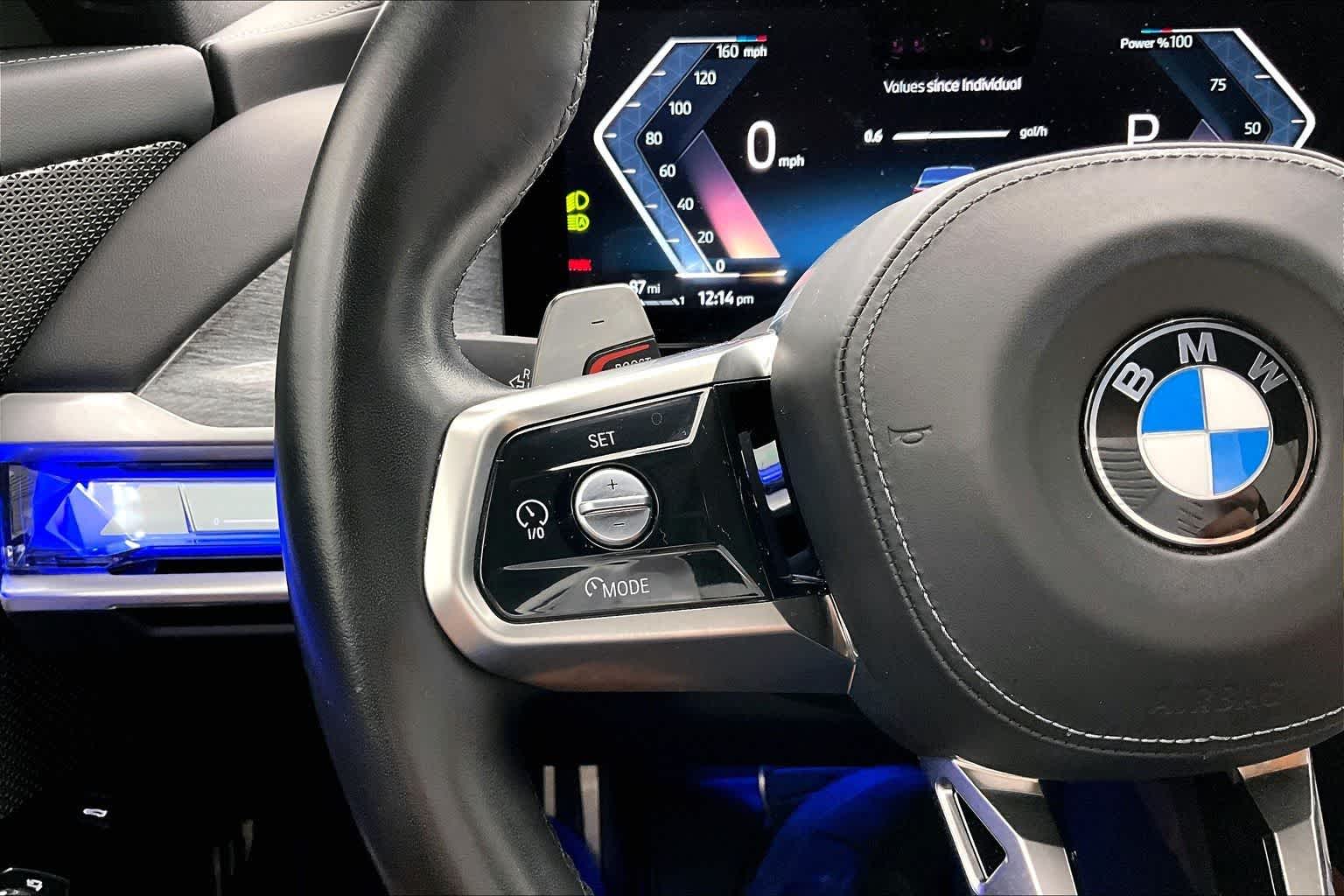 2023 BMW 740i 740i
