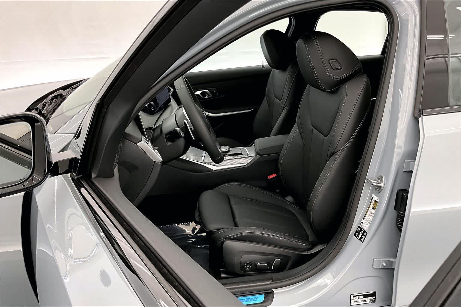 2026 BMW 330i 330i xDrive