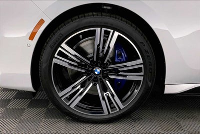 2025 BMW 7 Series 760i xDrive