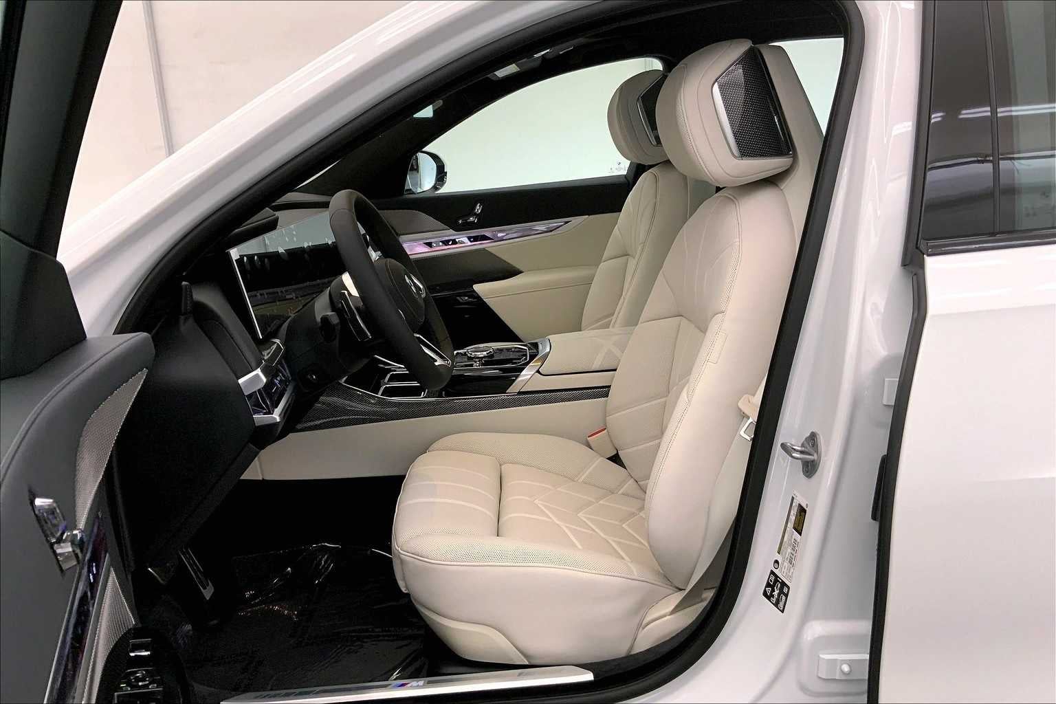 2025 BMW 7 Series 760i xDrive