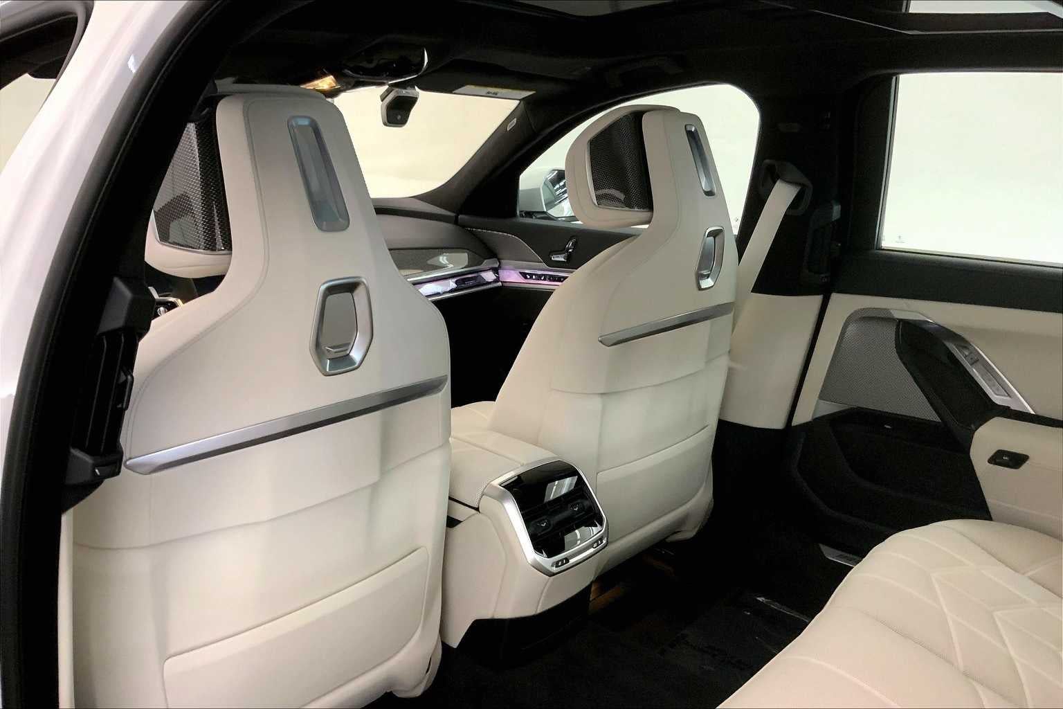 2025 BMW 7 Series 760i xDrive