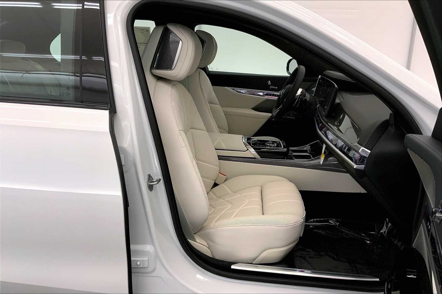 2025 BMW 7 Series 760i xDrive