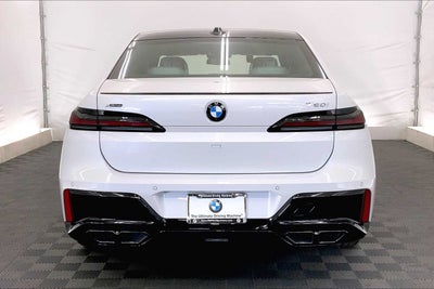 2025 BMW 7 Series 760i xDrive